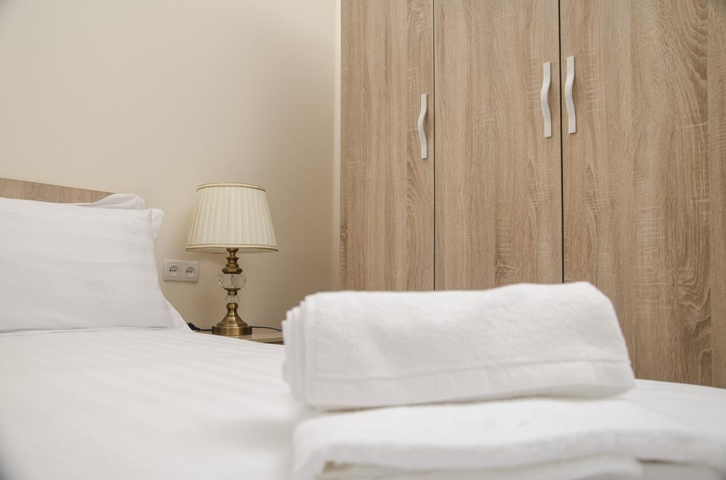 Soluxe Hotel Бишкек Экстерьер фото