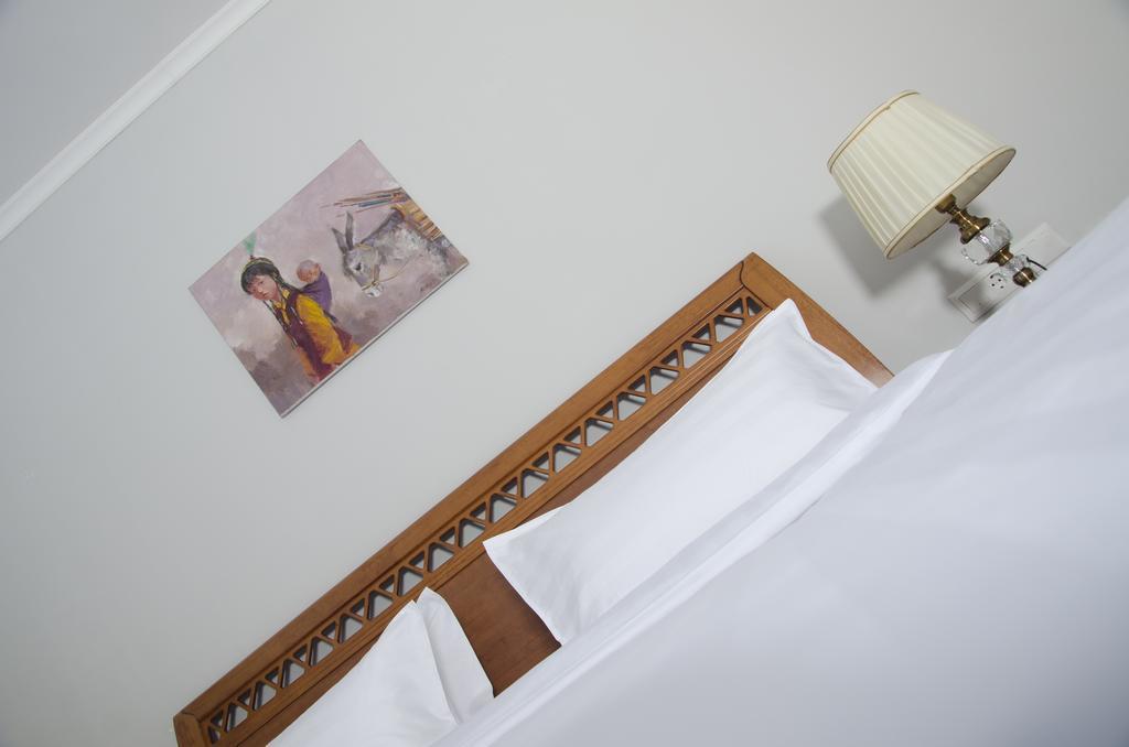 Soluxe Hotel Бишкек Экстерьер фото